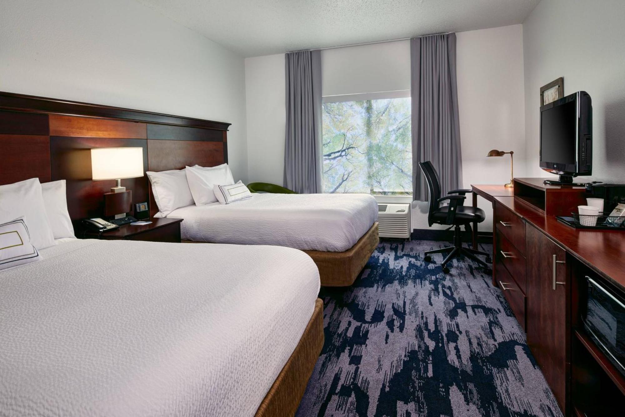 Fairfield Inn & Suites Detroit Livonia Bagian luar foto