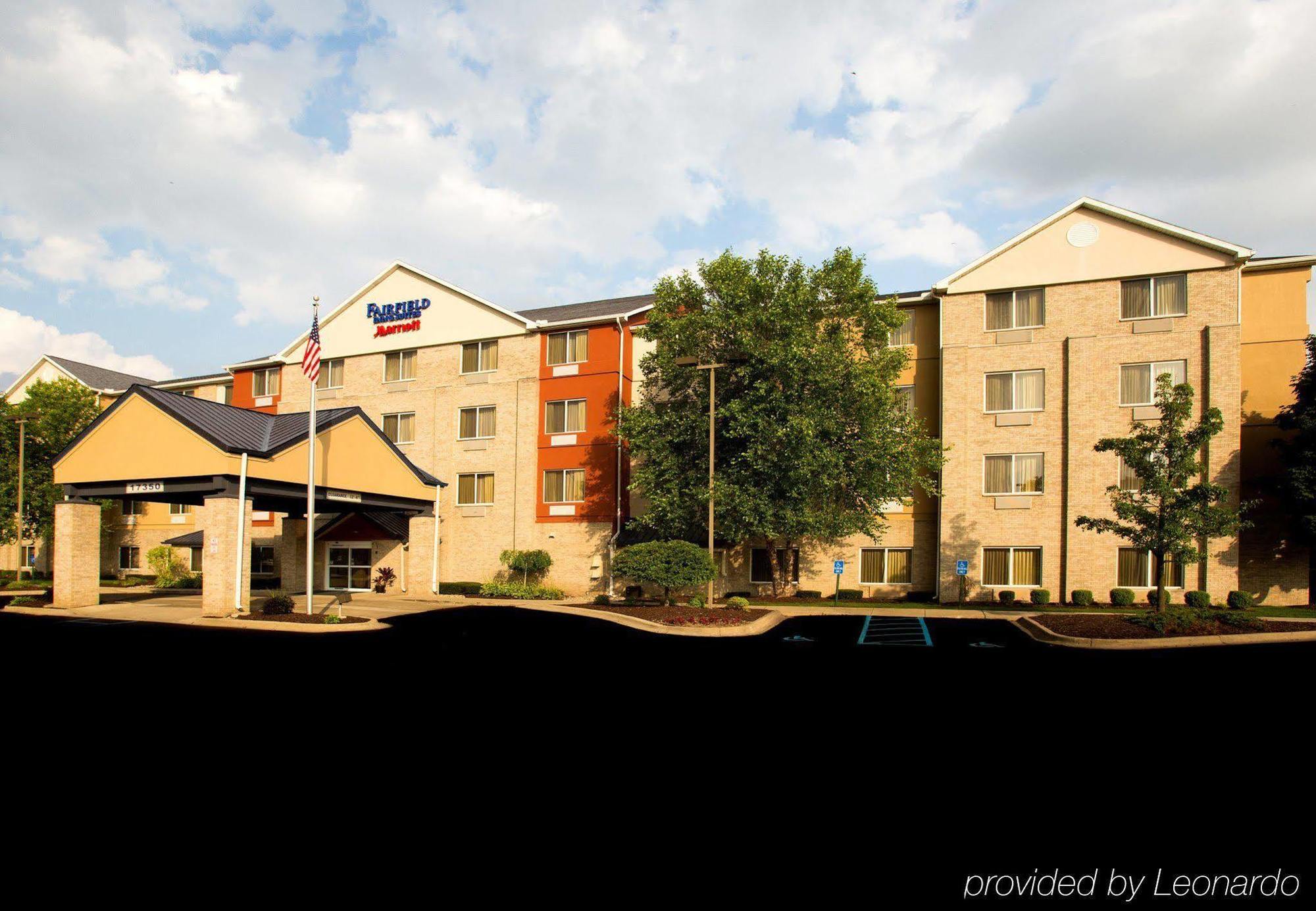 Fairfield Inn & Suites Detroit Livonia Bagian luar foto